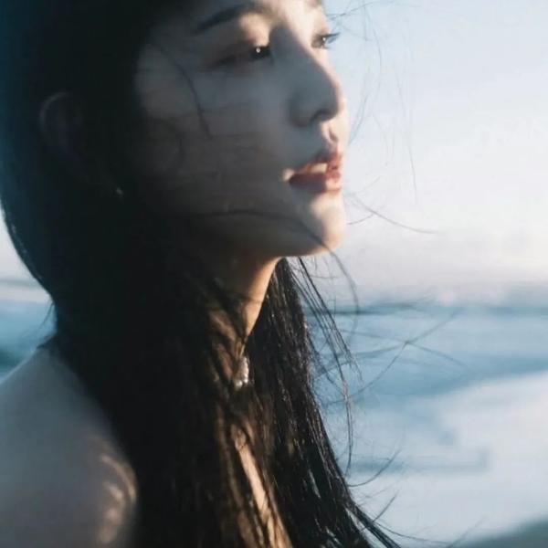 夜幕将至海报